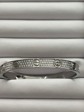 Load image into Gallery viewer, Love Fashion Bangle - Bracelet